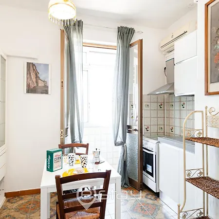 Apartment Bright Gianturco 19