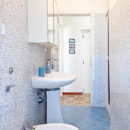 Estay - Bright Gianturco 19 *